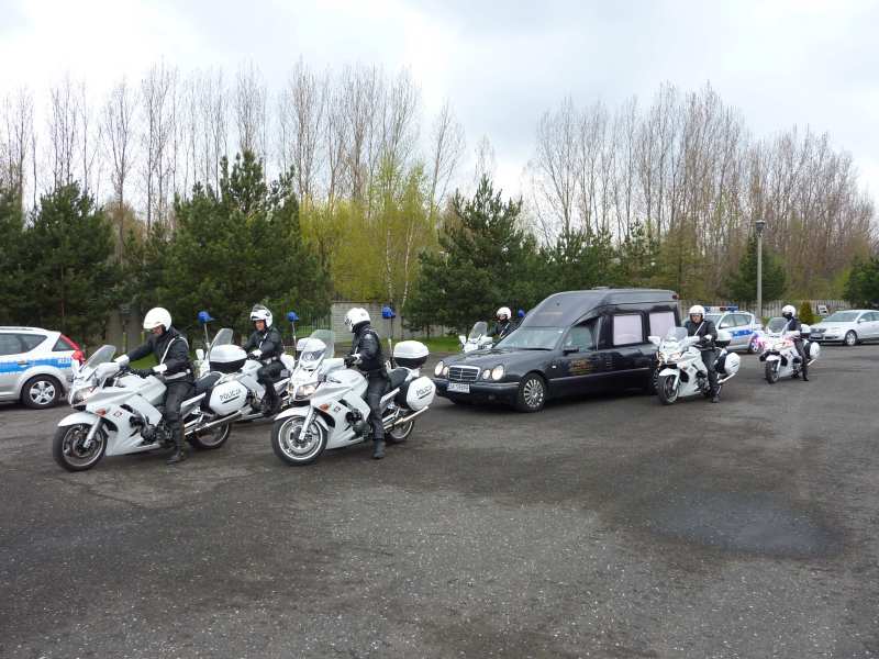 P1000000000000000422 P1000000000000000422